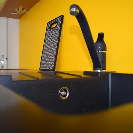 Galaxino Apartment Split